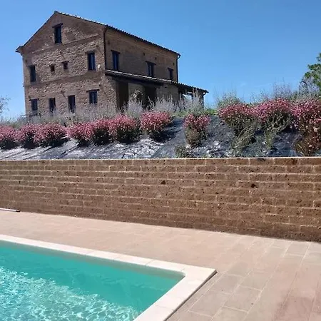 Tutto Torna Per Due Persone Con Piscina Ad Uso Esclusivo * Molino (Macerata)